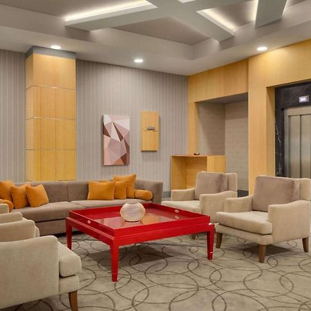 Ramada Plaza By Wyndham Ескишехир Екстериор снимка