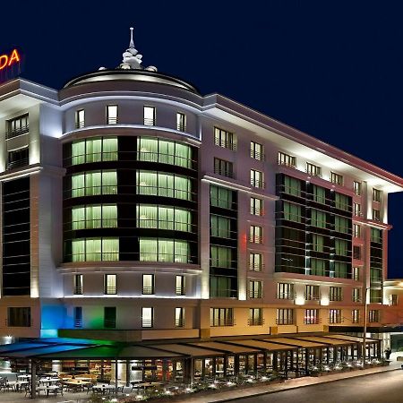 Ramada Plaza By Wyndham Ескишехир Екстериор снимка